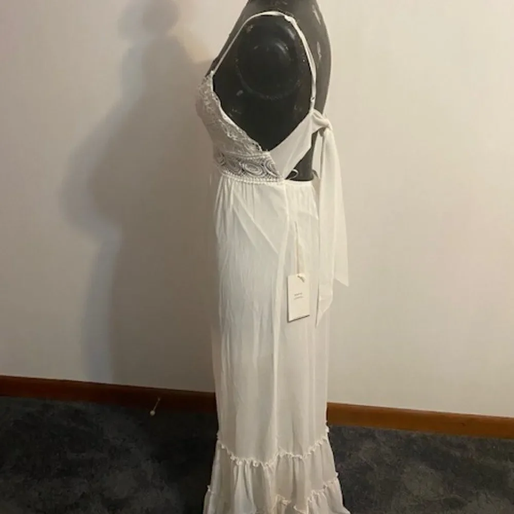 Blashe White Crochet halter tiered maxi dress, size Small